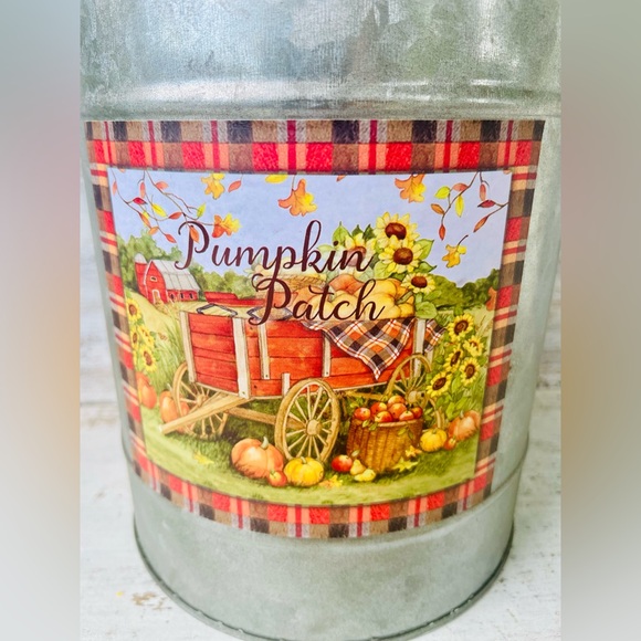 *Galvanized Metal Harvest Milk Can, 12” Pumpkin Patch - Picture 3 of 11